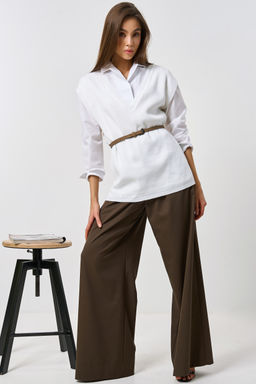 Жилет вязаный оверсайз с разрезами по бокам белый