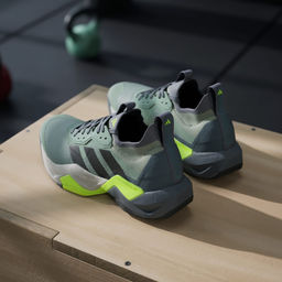 Кроссовки мужские