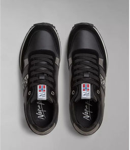 Кроссовки женские