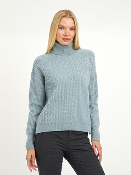 водолазка женская с удлиненной спинкой и со спущенной линией плеча