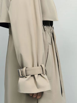 Плащ со съемным жилетом / Zarina фото 10