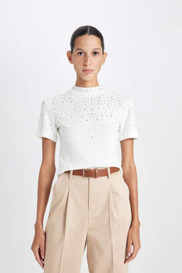 Женская приталенная футболка с короткими рукавами и полуводолазкой в рубчик с вышивкой - Defacto фото 3