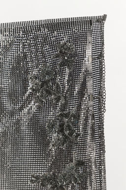 FALDA MINI MALLA FLORES ABALORIOS / Plata - Zara фото 7