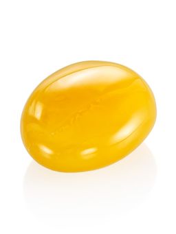 Сувенирный янтарь красивого нежно-медового цвета