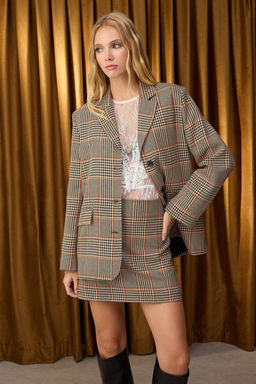 Ozel Koleksiyon Kahverengi Ekoseli Regular/Normal Kal?p Dokuma Blazer Ceket TWOAW26BC00006