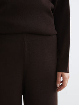 Beli Lastikli Geni? Pa?a Kad?n Triko Pantolon