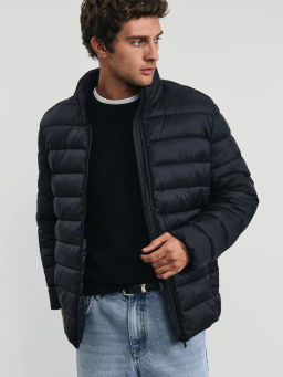 Стеганая куртка regular fit / Zarina