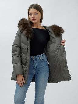 с МЕХОМ ПЕСЕЦ ПРЕМИУМ класса Полупальто зимние темно-серого цвета - Mtforce фото 6