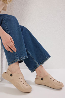 Trendyol Shoes Bej Hafif Taban Eva Kad?n Duz Sandalet Terlik TAKSS25SD00031 - Trendyolmilla фото 4