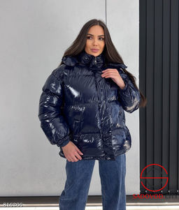 Куртка зимняя с капюшоном