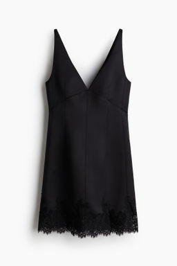 Vestido de sat?n con ribete de encaje