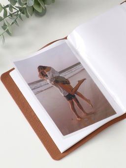 Фотоальбом на 40 фото 10?15 см Счастливые моменты, искусственная кожа, коричневый, 12.5?17 см