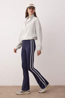 Siyah Dalg?c/Scuba Kumas Serit Detayl? Ispanyol Paca Yoga Orme Spor Tayt THMAW26TY00014 - Trendyolmilla фото 12