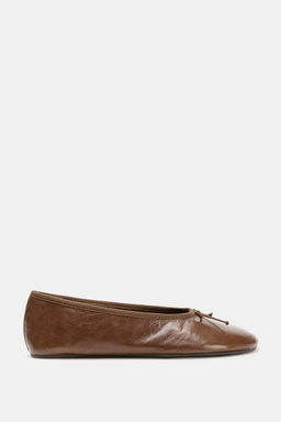 LEATHER BALLET FLATS WITH BOW - Zara фото 11
