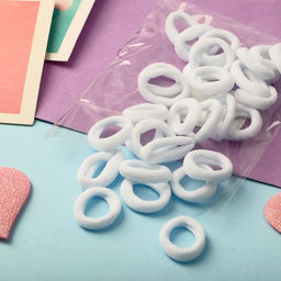 Цена за 4 шт. Резинки для волос «Выбражулька», набор 30 +-1 шт., d=1.4 см, ассорти, белые