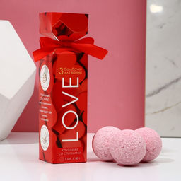 Бомбочки для ванны Love, подарочный набор 3 х 40 г, аромат клубника со сливками, ЧИСТОЕ СЧАСТЬЕ
