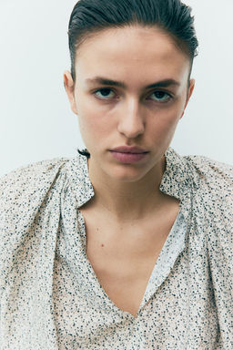 Blusa con mangas globo - H&m фото 3