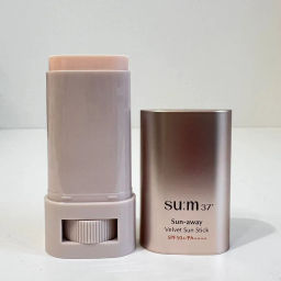 Солнцезащитный стик Su:m37 Sun-Away Velvet SPF 50+ 18 г