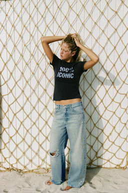 JEANS TRF WIDE LEG ROTOS TACHAS / Azul claro