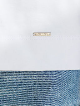 Футболка с V-вырезом и цельнокроеным рукавом из премиального хлопка