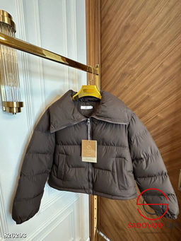 Куртка весенняя с капюшоном