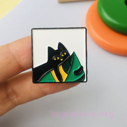 Брошь-значок Cat with leaf - Купи слона фото 3