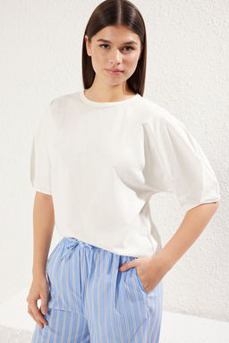 TRENDYOLMILLA Ac?k Sar? %100 Pamuk Balon Kol Oversize/Genis Kesim Orme T-Shirt TWOSS25TS00041