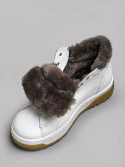 Ботинки Ионесси