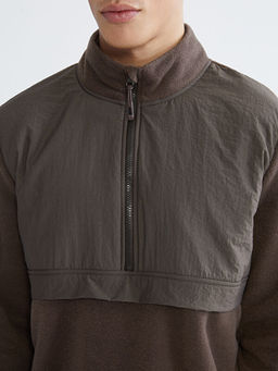 Dik Yaka Uzun Kollu Polar Erkek Sweatshirt