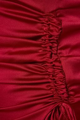 Trendyolmilla Bordo Buzgulu Dokuma Saten K?sa S?k Abiye Elbise TPRSS21EL2287  фото 8