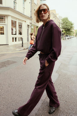 WIDE-LEG TROUSERS