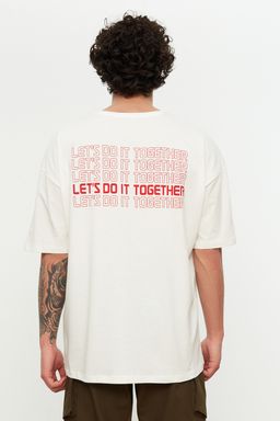 Ekru Oversize/Genis Kesim S?rt Yaz? Bask?l? %100 Pamuklu T-shirt TMNSS21TS1797