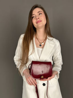 Сумочка женская из телячьей кожи