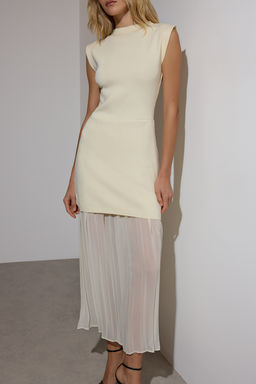 Limited Edition Ekru Tul Garnili Maxi Triko Uzun Elbise TWOAW26EL00100 - Trendyolmilla фото 3