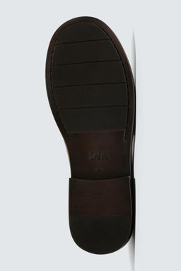 LEATHER MOCCASIN WITH MASK DETAIL - Zara фото 4