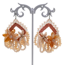 Серьги ручной работы в оплетении цв.персиковый