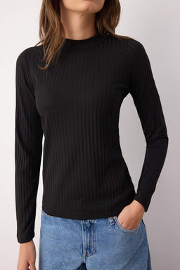 Siyah Dik Yaka Fitilli Esnek Fitted/Vucuda Oturan Orme Bluz TWOAW20BZ0200