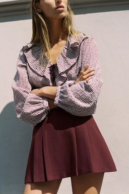 CULOTTES WITH PLEATED DETAIL