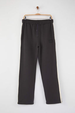 Teen Antrasit Straight Fit Serit Detayl? Slikon Etiketli Kal?n Esofman Alt? TMNAW26EA00000 - Trendyolmilla фото 6