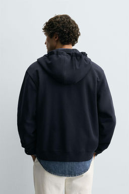 ZIP-UP HOODIE