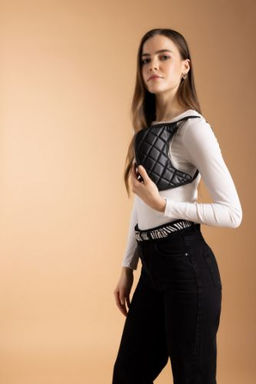 Kad?n Suni Deri Omuz Cantas?