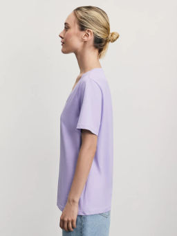 Базовая футболка с V-образным вырезом из хлопка / Zarina  фото 4