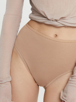 Цена за 2 штуки! Трусы женские макси набор (3 шт.) в бежевых цветах - Mark formelle фото 7