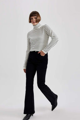 Расклешенные базовые вельветовые брюки