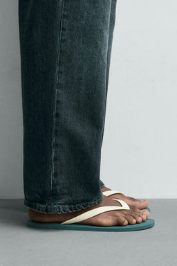 SANDALIA TIRAS / Multicolor