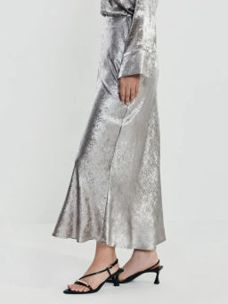 Юбка макси из блестящей ткани / Zarina