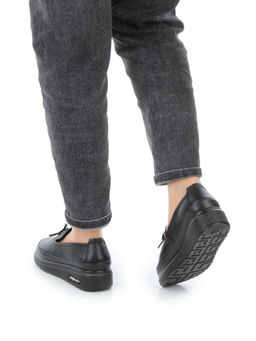 03-5318 BLACK Полуботинки женские (натуральная кожа)