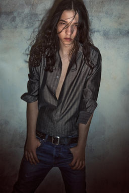 SHIMMER THREAD SHIRT BOBBY GILLESPIE X ZARA