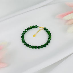 Браслет из Хромдиопсида