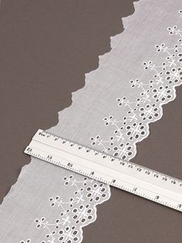 Кружево шитье хлопок KRUZHEVO арт.TBY.0182 шир.100мм цв.01 белый, уп.2,7м